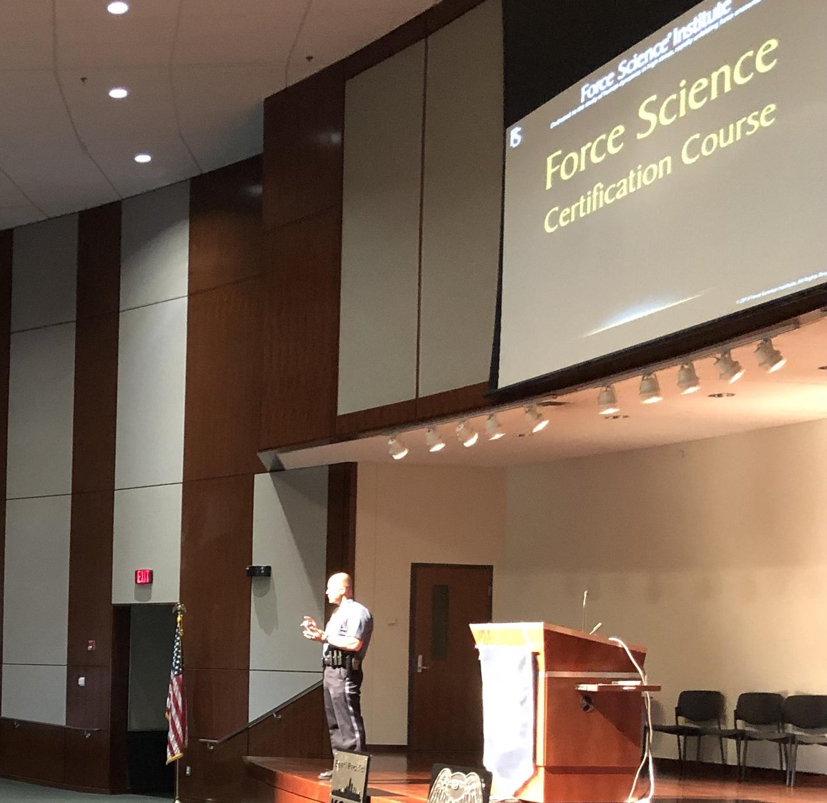 forcescience's tweet image. A big thank you to @kcpolice and Major Chip Huth, seen here making opening remarks, for hosting a week-long Force Science Certification Course that kicked off this morning!  Find training in your area @ bit.ly/2Mk9YZc  #ForceScience