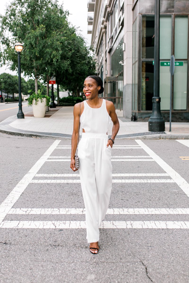 abitofchi's tweet photo. Walking into this week #unbothered. A little bit of post-Labor Day style rebellion. Thanks for the jumpsuit find @tjmaxx 😉✨ #tjmaxx #MondayMood https://t.co/EQk8fx3uHK