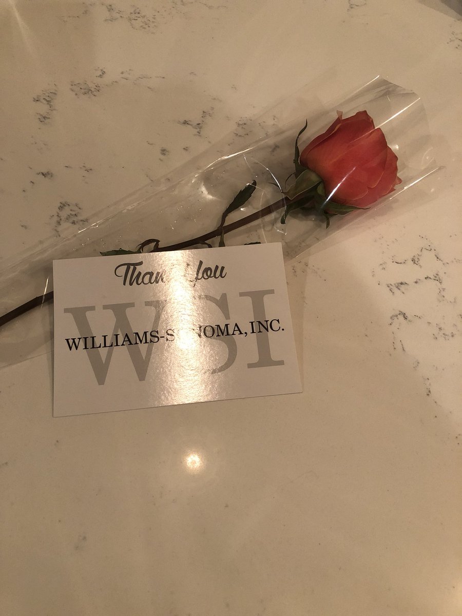 laurdeen_'s tweet photo. My new @WestElm furniture arrived! Thanks Colt for the great delivery experience. Love my newly updated space. https://t.co/pfP1KYGp8G
