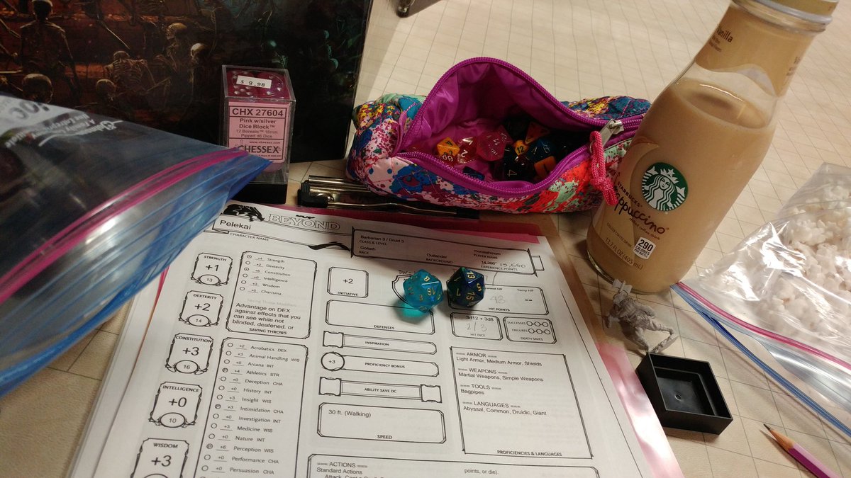 phoenixlatte20's tweet photo. I really love Mondays now... #critter #dnd #barbariandruid #iwouldliketorage #darktowergames #flgs https://t.co/2sYIl8JBDd