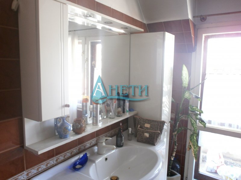 aneti_bg's tweet image. Луксозно обзаведен тристаен апартамент под наем в р-н Оборище с панорамна тераса. Наем 480 евро. Дава се дългосрочно. Тел. 0898771725, aneti.bg