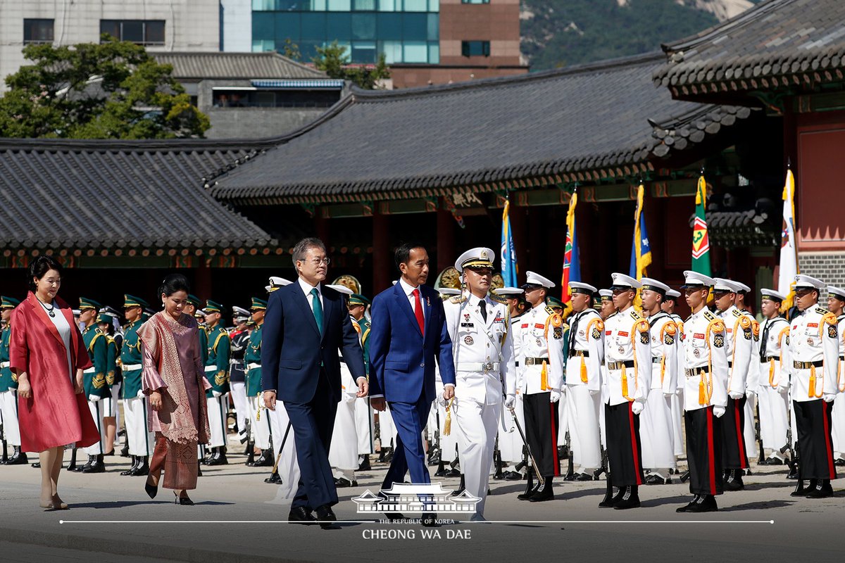 이번에 처음으로 창덕궁에서 환영행사를 했습니다. 특별한 추억이 되셨기를 기대하며, 한국의 아름다운 자연과 한국민들의 따뜻한 마음을 듬뿍 가져가시길 바랍니다.