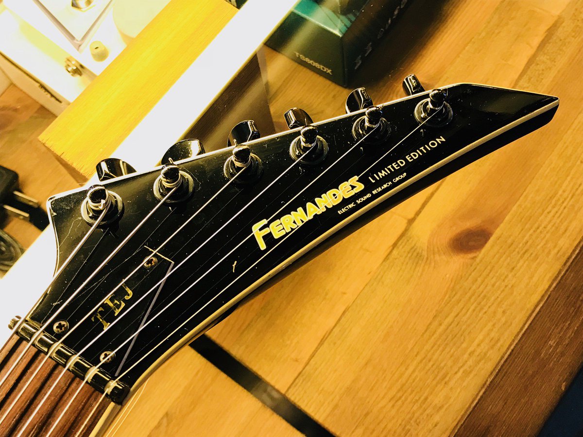 j*2様 【BLACK FRIDAY限定特価】FERNANDES サスティナー搭 Amazon | FERNANDES TEJ-DELUXE 2S BLK エレキギター | エレキギター