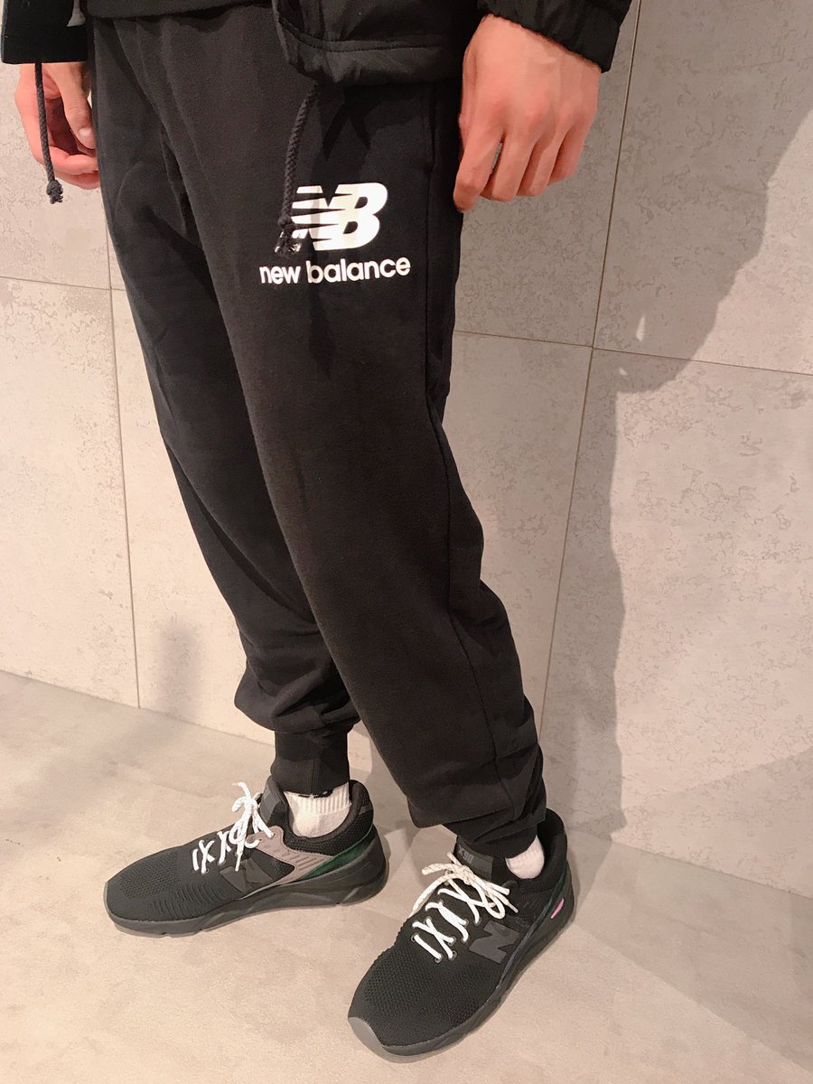 ニューバランス札幌 Ar Twitter 今日は オールブラックコーデ 統一感があり 引き締まった感じになりますね Nb Newbalance ニューバランス ニューバランス札幌 札幌 メンズ アパレル 新商品 スニーカー 黒コーデ 今日のコーデ X90 T Co