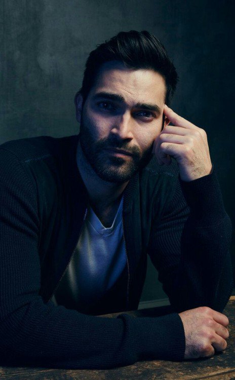 Happy 31st birthday to my ultimate fave, Tyler Hoechlin. 