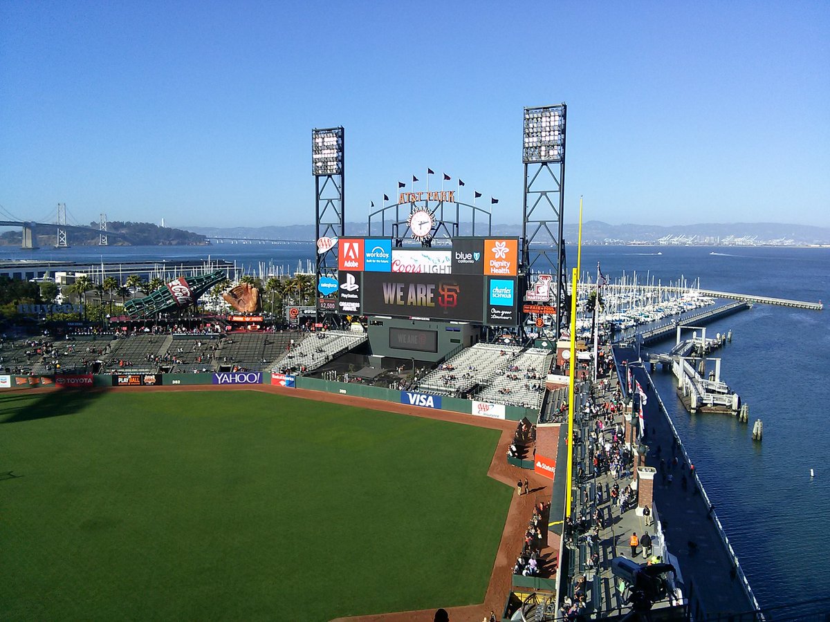 JLHerms's tweet photo. #SFGiants #sfsocial #ATTPark I just made the JUMBOTRON!! @SFGiants @NBCSGiants @SFGOutsiders Go Giants! ! https://t.co/eVo8Pl2pPw