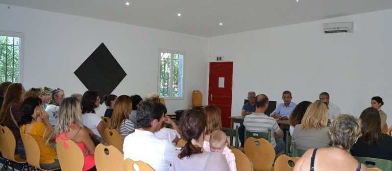 Excellent exercice de démocratie participative hier soir à Saint-Maximin sur les transports scolaires