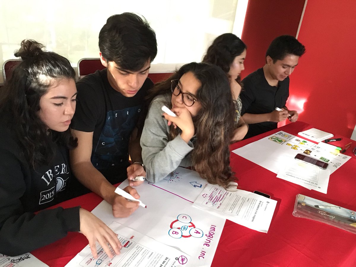 Humantific's tweet image. Humantific Visual SenseMaking Workshop @MEDIIberoPuebla in México! Orále!!!
#innovation 
#complexitynavigation #visualsensemaking 
#sensemaking 
#infodesign
#informationdesign
#visualization
#futureofdesign
#humantific