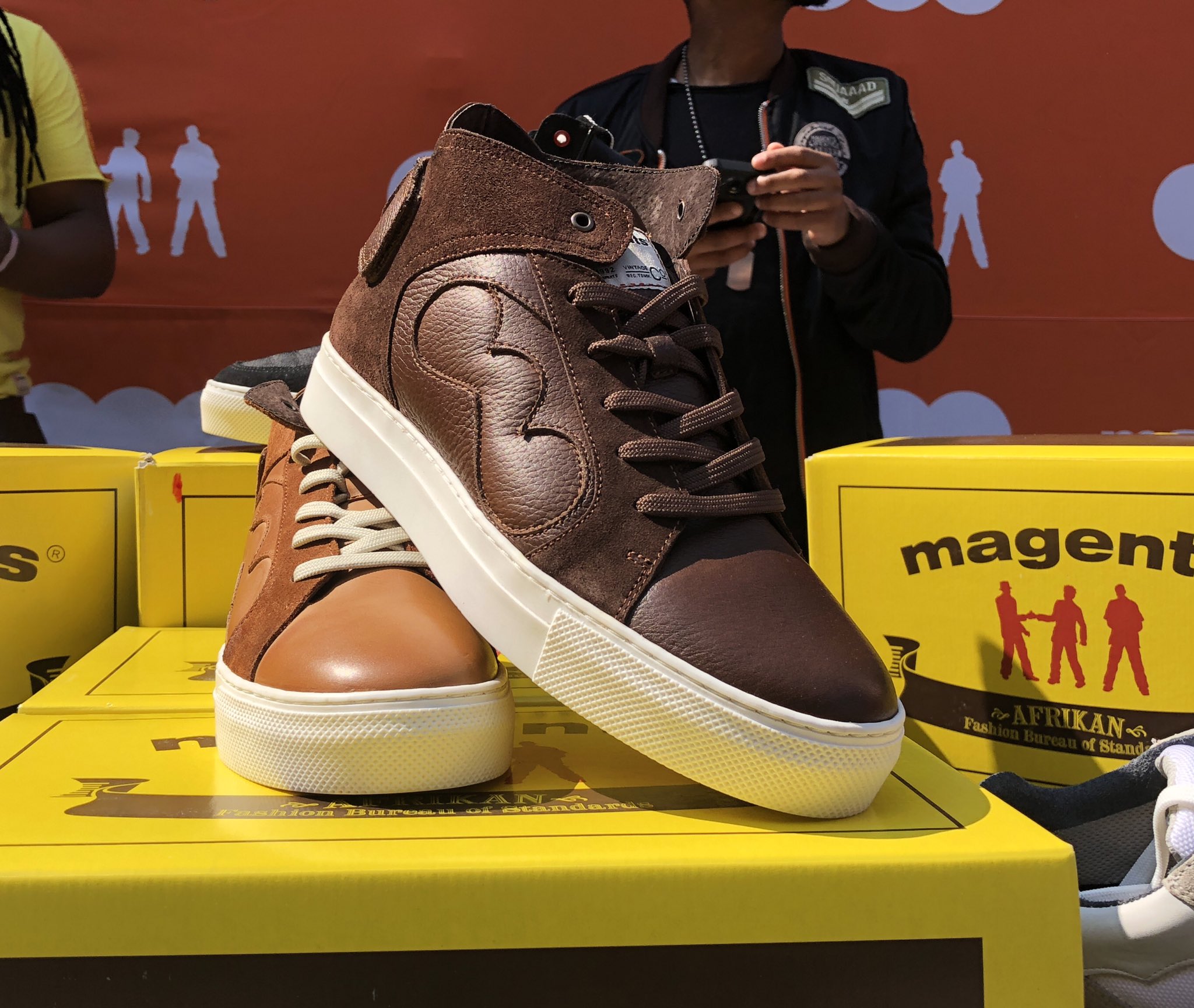 Magents® on your flavour? 🍫🍫 #magents #sneakers #sneakerhead https://t.co/3mQfT19X4Q" / X