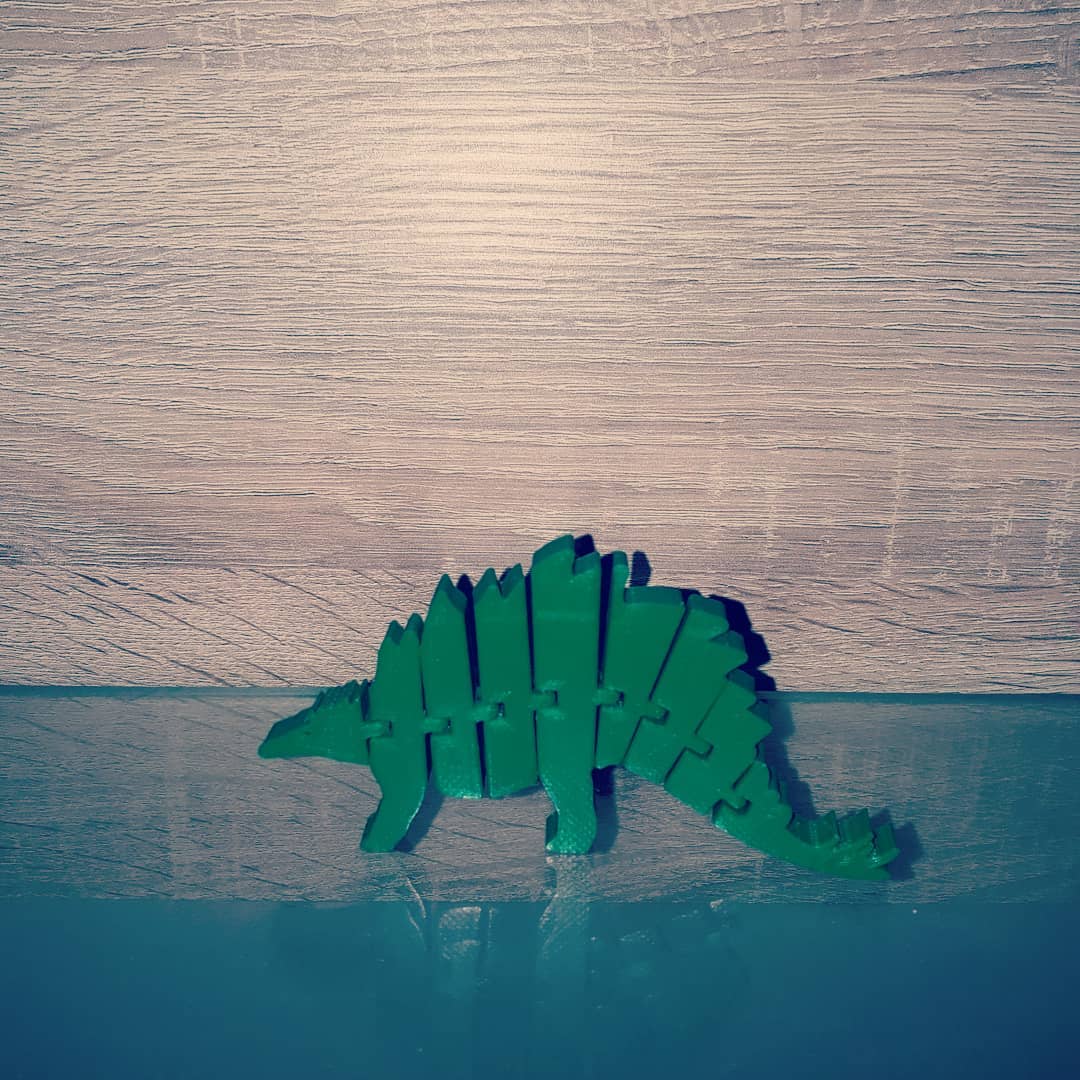 panbachi's tweet photo. Flexi-Rexi und Co. gedruckt mit grünem PLA von @OWLFilament auf einem @Creality3dprint CR-10
#3ddruck #3dprint #3dprinting #3ddrucker #creality #creality3d #cr10 #crealitycr10 #anycubic #anycubicultrabase #ultrabase #owl #owlfilament #pla https://t.co/ln5apLt40L
