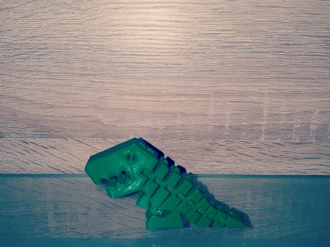 panbachi's tweet photo. Flexi-Rexi und Co. gedruckt mit grünem PLA von @OWLFilament auf einem @Creality3dprint CR-10
#3ddruck #3dprint #3dprinting #3ddrucker #creality #creality3d #cr10 #crealitycr10 #anycubic #anycubicultrabase #ultrabase #owl #owlfilament #pla https://t.co/ln5apLt40L
