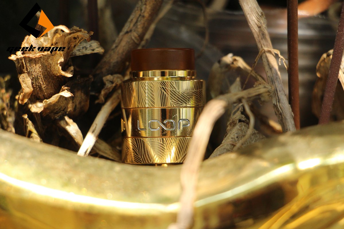 GeekvapeTech's tweet image. Gold LOOP RDA V1.5 Do you like it??😉😉

#geekvape #geekvapeloop #geekvapelooprda #looprda #looprdav1.5 #squonkrda #vapeporn #вейп #вейпинг #вейпер #vapelyfe #jakartavapor #ukvapers