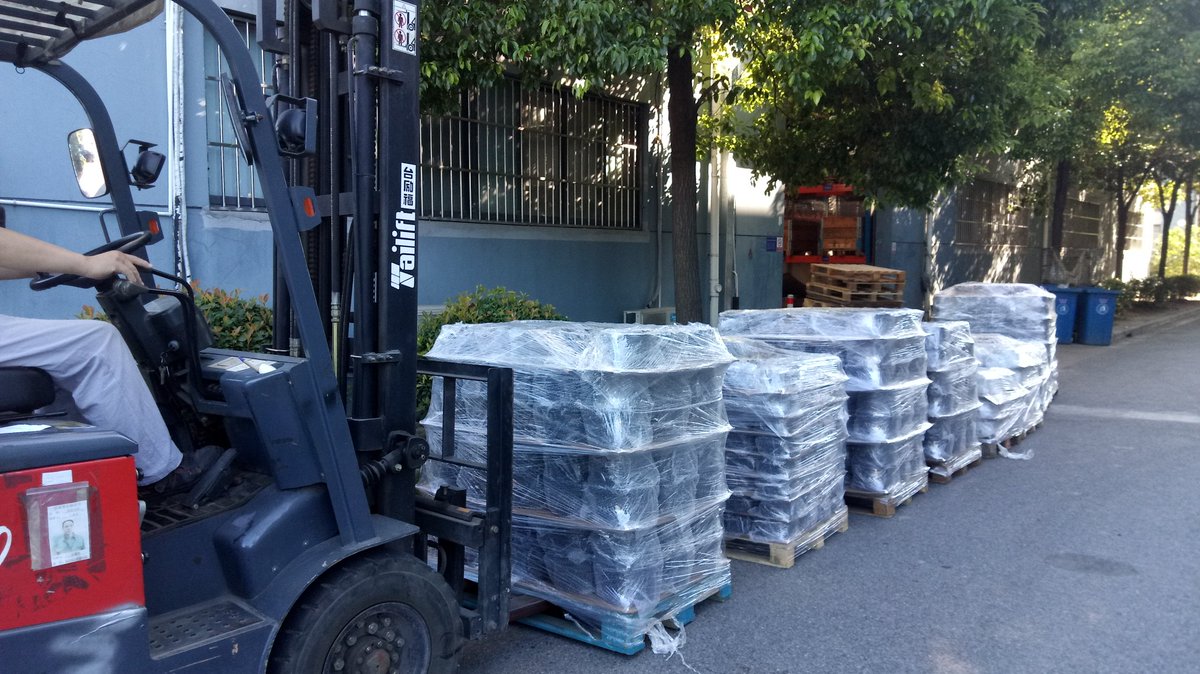 FlowinnShanghai's tweet photo. Many will be shipped out this week, #electricactuator #watertreatment #GCC #UAE #BUTTERFLYVALVES #BALLVALVERS https://t.co/y8cDHmERSe