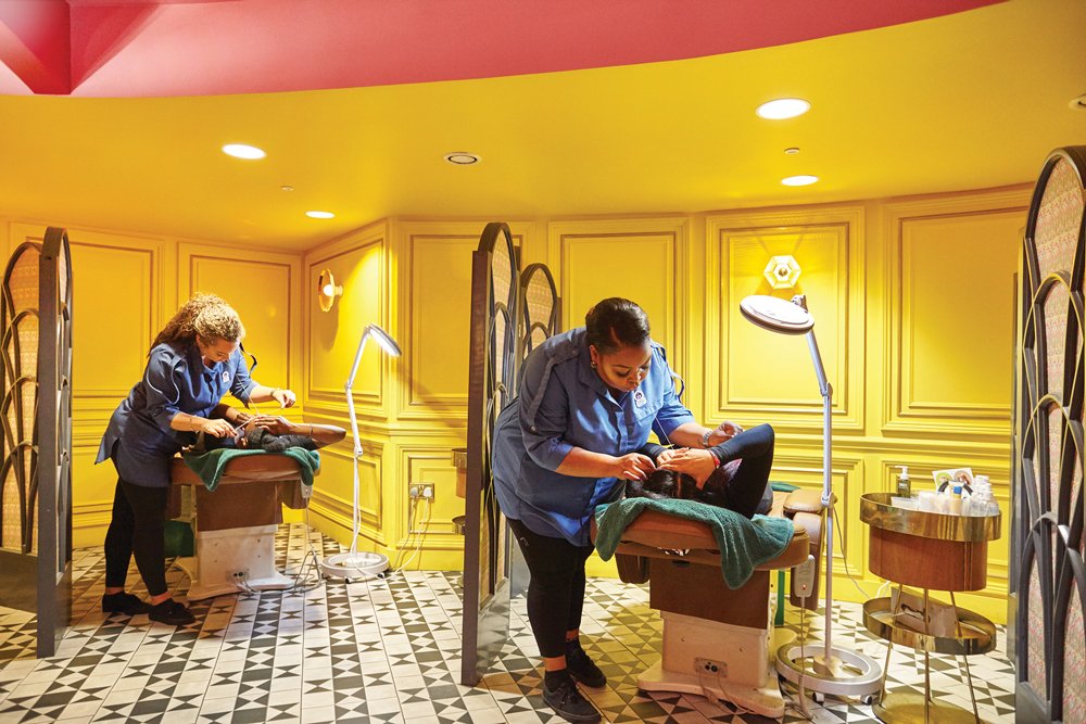 If you haven’t heard of <a href="/BrowhausUK/">Browhaus UK</a> yet - where have you been? The stylish salon has branches in New York, the Far East and four in London. - Read all about them now

khushmag.com/categories/bea…