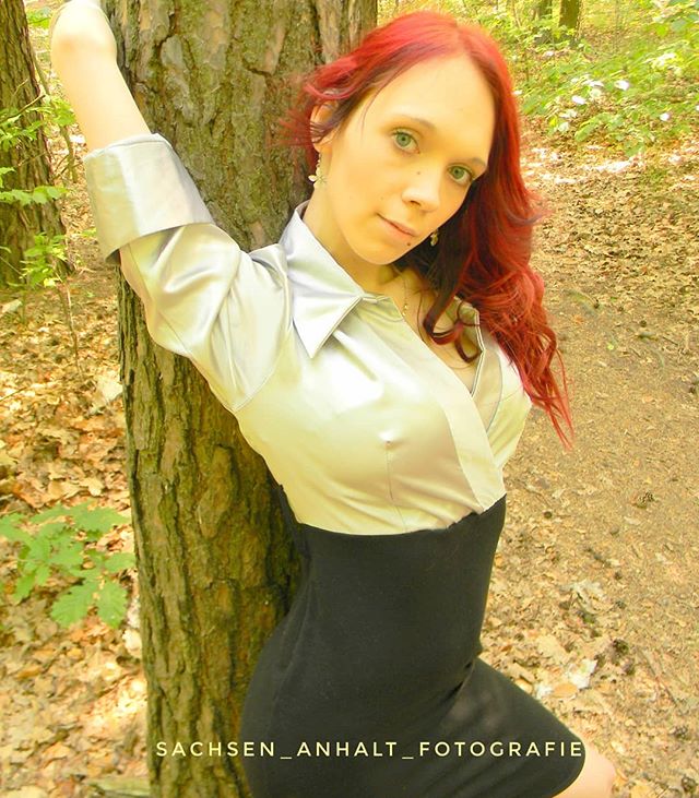 die_fotografie's tweet photo. #fotoshoot #fotoshooting #fotos #model #fotomodel #topmodel #fotograf #fotografieren #models #fotografiert #berlin #outdoor #modelkartei #redhair #hallesaale #halleandersaale #sachsenanhalt https://t.co/sn9lQ73zOW 📷: @sachsen_anhalt_fotografie https://t.co/RlTkLjqtxm