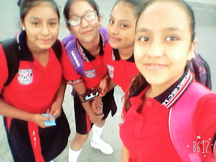 CaelikerFri's tweet photo. @D_Caeliker Se puede esta con mis amigas? quiero ver la magia😊😊😊😊 https://t.co/hvGmNLS6qm