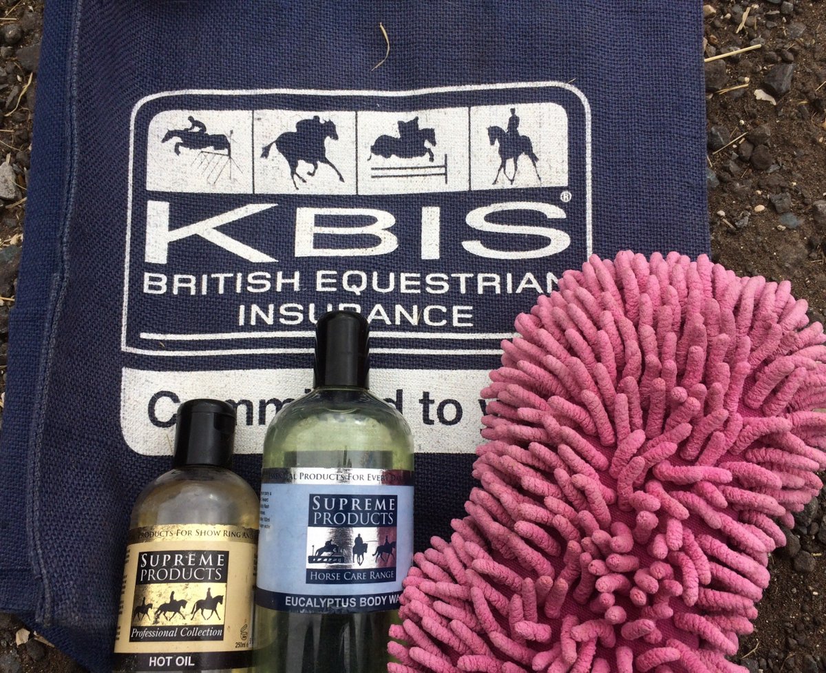 <a href="/CCParaDressage/">Charlotte Cundall</a> Top Turnout Tips! No. 3 - Hot Oil! Over the winter I really struggled with one of my horse's coats, I just could not get a summer coat to even think about coming through. I went to visit a local showing yard to get ... bit.ly/Charlottes-Tip… <a href="/supremeproducts/">SUPREME PRODUCTS®</a>