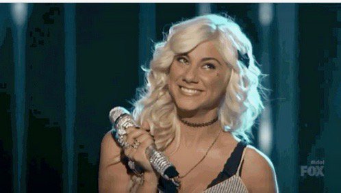 MicSleeves1's tweet photo. @AmericanIdol @AmericanIdol finalist 2017 @Jax looks stunning. @MicSleeves1 we're proud she chose Crystal Baguette sleeves to perform with. Let us know when you need another box of them. Love MicFx https://t.co/gFnKHn3UcP