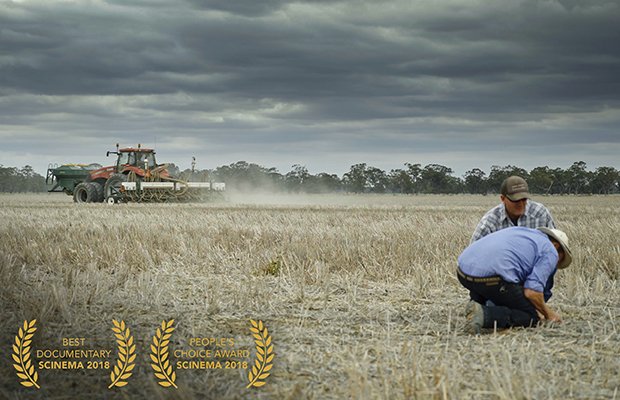 ScinemaFestival's tweet photo. ANNOUNCEMENT: Grassroots win People's Choice Award for #SCINEMA 2018! 

@GrassrootsDoco was so loved by our SCINEMA audiences that they voted for it as their favourite film! It was also Best Documentary. Congratulations! @TeganNock @guy22811831 @soilcquest @RiAus https://t.co/tpDefmLebT