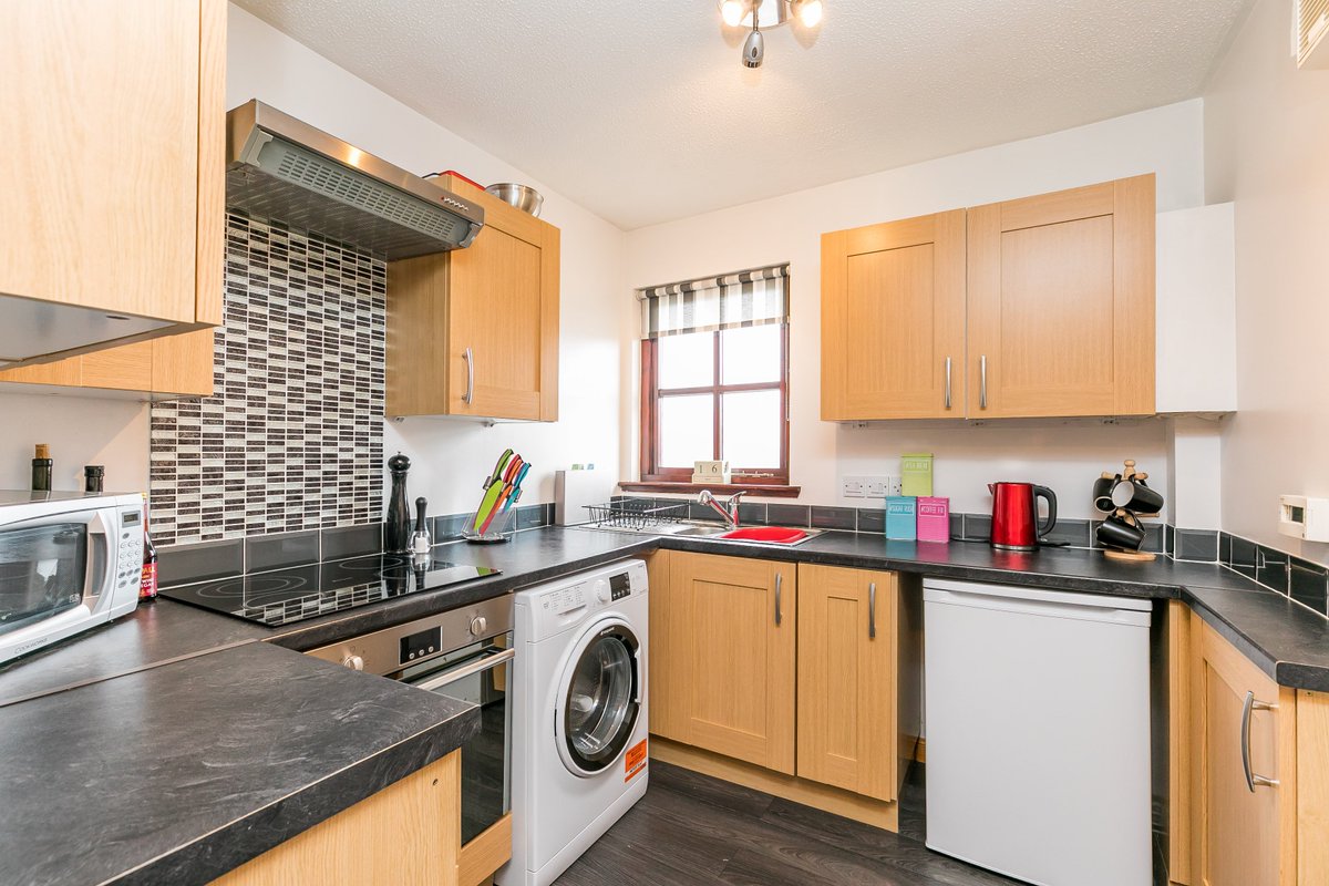 NEW PRICE!  28 Charleston Gardens - NOW Offers Over £119,000
acandco.com/property/detai…
<a href="/ASPC_UK/">ASPC</a> #property #newhome #forsale