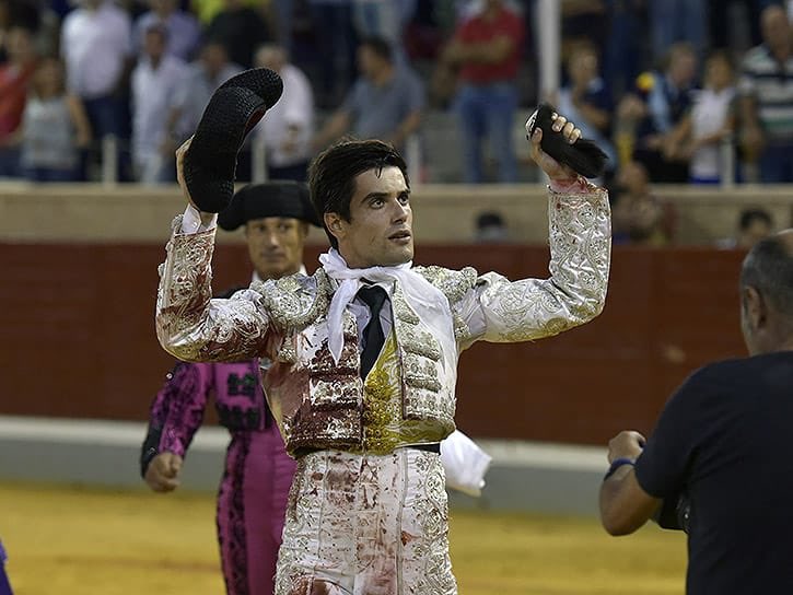 Oreja de Peso para Aquilino GIRÓN en el importante certamen Alfarero de Oro de Villaseca de la Sagra. En breve galería fotográfica.
