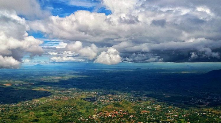 These are the refreshing views from #zombaplateau in the #warmheartofafrica #takemetomalawi #exploremalawi #tourismmonth2018 #karibukwathu #epicjourneysmemorabledestinations