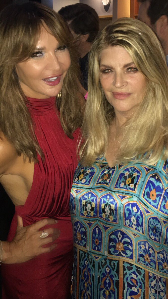 lizziecundy's tweet image. Fabulous fun filming on #CBBFinal Love this lady #cbb @bbuk #CBBBOTS