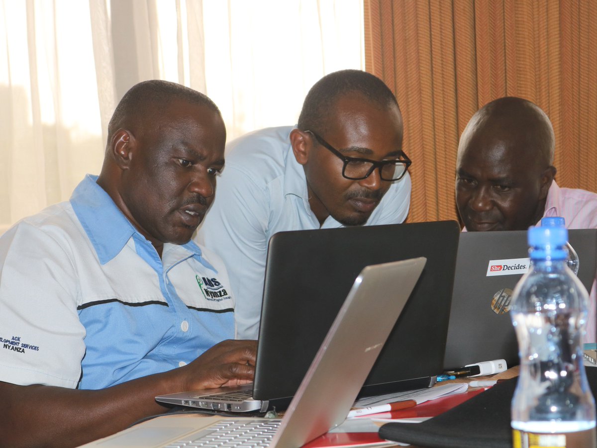 KenyaSRHR's tweet photo. Day 2 - GUSO Planning 2019/2020- Reviewing the Theory of Change, Strategies and Target Setting with Leon and the NPC @KuyaJohnstone @CSA_Kenya @AYARHEP_KENYA @FHOKenya @TropicalDevt @NAYAKenya @wofakkenya @Kmet_Kenya @ads_nyanza @Nairobits https://t.co/slaSV6BX4q