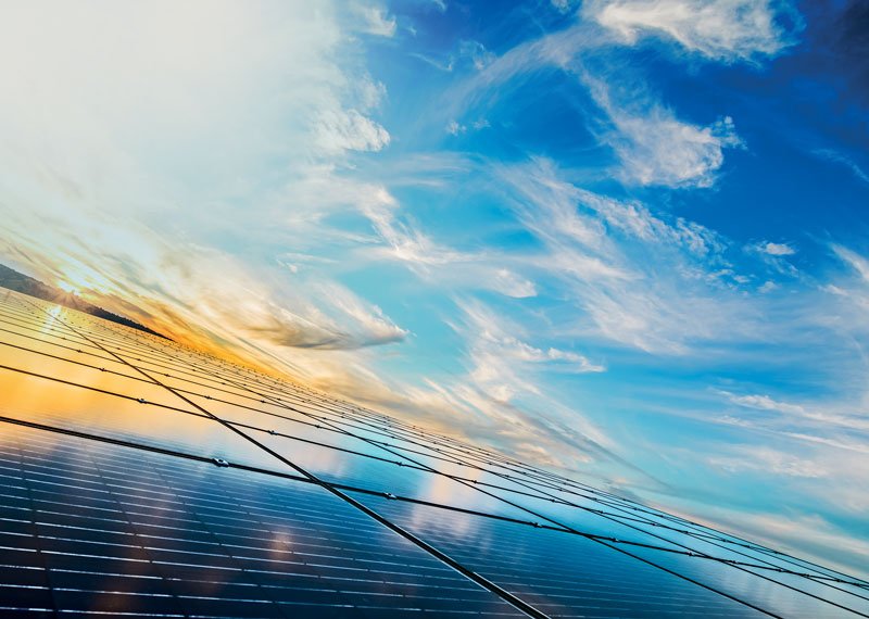 UoNEnergy's tweet photo. Want to save energy and reduce #CarbonEmissions ? Interested in PowerGeneration ? Our next workshop will help. Join university and industry experts on 25-26 Sept https://t.co/PxOPXgk5GW #EnergyForBusiness #MeasureMonitor #GenerateStore @ingenuityUoN @D2N2GrowthHub https://t.co/Pn0MKn8lFK