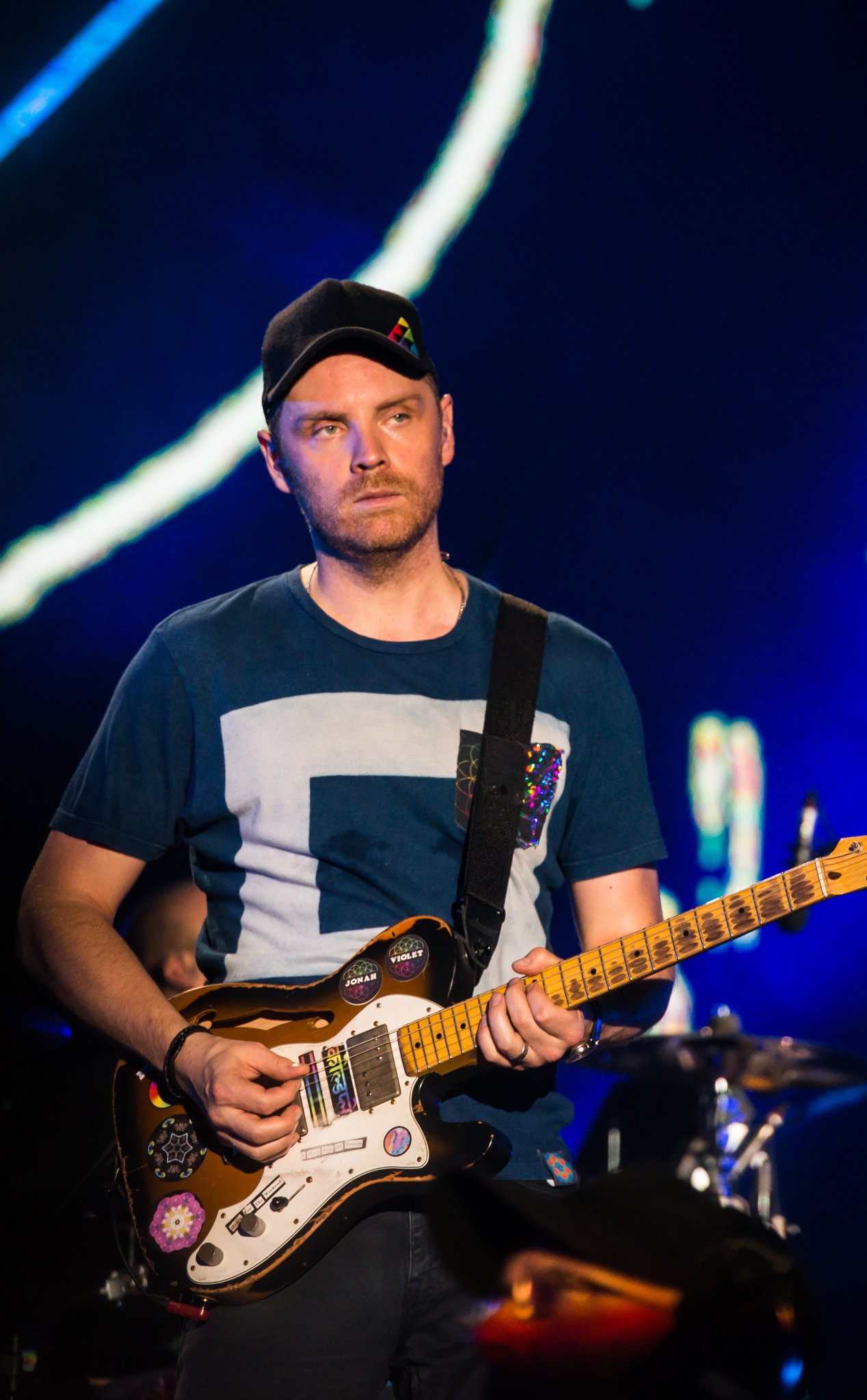 Happy Birthday to the most important member of Coldplay!!!!!!
Jonny Buckland 