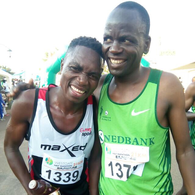 LSparna's tweet photo. #TeamNavarra can’t wait to watch Canisious Nyamutsita go toe to toe with the best in the world #ZimInCopenhagen #MrPace making Zimbabwe proud...@taytbells @ephraimtaguET @RonaldMagomo_ @sabetachichi @edmnangagwa @SteveVickers5 @yvonnemangunda @JM_BUSHA54Races Raise Zim Flag high https://t.co/AEVKupIDKo