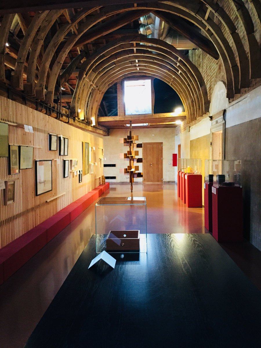 #VilleAperte18 16 settembre ultima domenica per visitare la mostra temporanea del #design al piano Belvedere. #triennale #villarealemonza