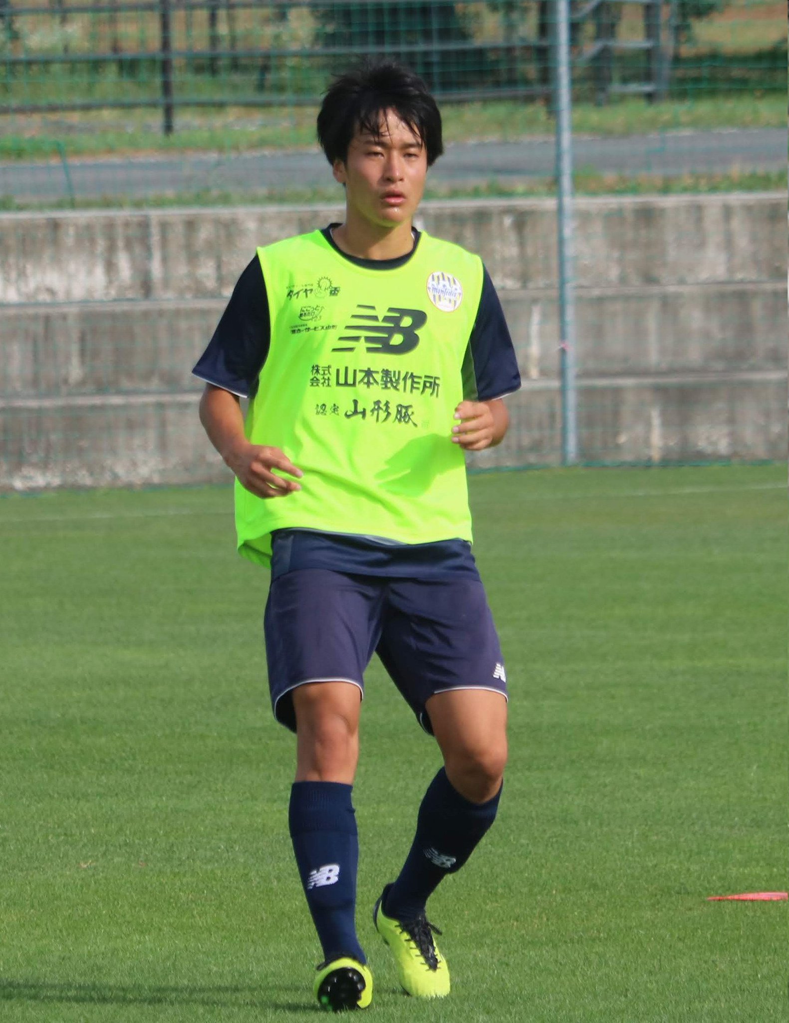 日本代表 坂元達裕着用 モンテディオ山形 練習着