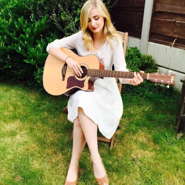 Rebecca Holland 16th Sept this Sunday at the Quayside #music#livemusic#singer#quayside#northwich#cheshire#fundaysunday#drinks#cocktails#acoustic#chillout#rebeccaholland#