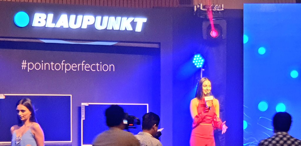 Blaupunkt enters Indian LED market with new 3 series of LEDs. 4K UHD premium starts ₹ 30,999/-.Smart sound ₹16,000/- & Family ₹12,000/- Buy: Flipkart 11th Sep & sale 18th sep. #LED #pointofperfection #blaupunkt #smartTVs #brandofthecentury #flipkart @BlaupunktIndia
@Flipkart