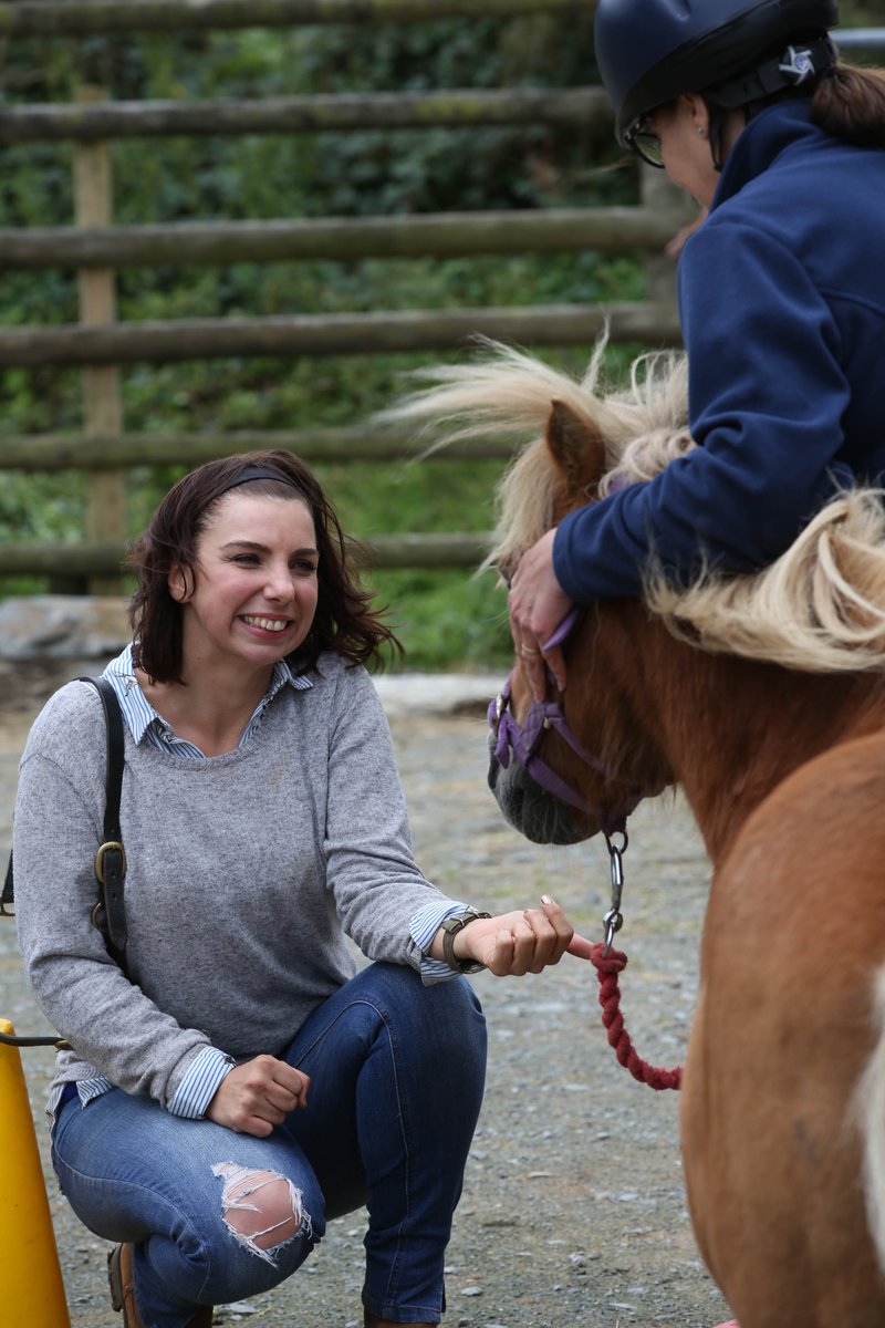 Grwp_Cynefin's tweet photo. Victims of domestic abuse in Anglesey and Gwynedd are regaining their confidence and receiving support on the road to recovery thanks to an innovative scheme involving horses. 
#gorwel @WITH_Wales
Read more here: https://t.co/hg9r3sGhf4 https://t.co/S9Ei4hM0KG