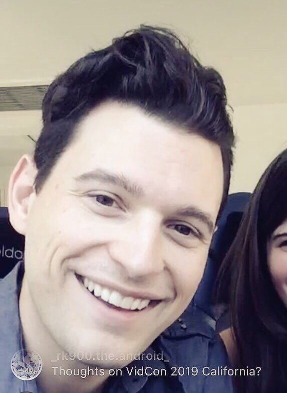 deviaims's tweet image. 😀                                     😄