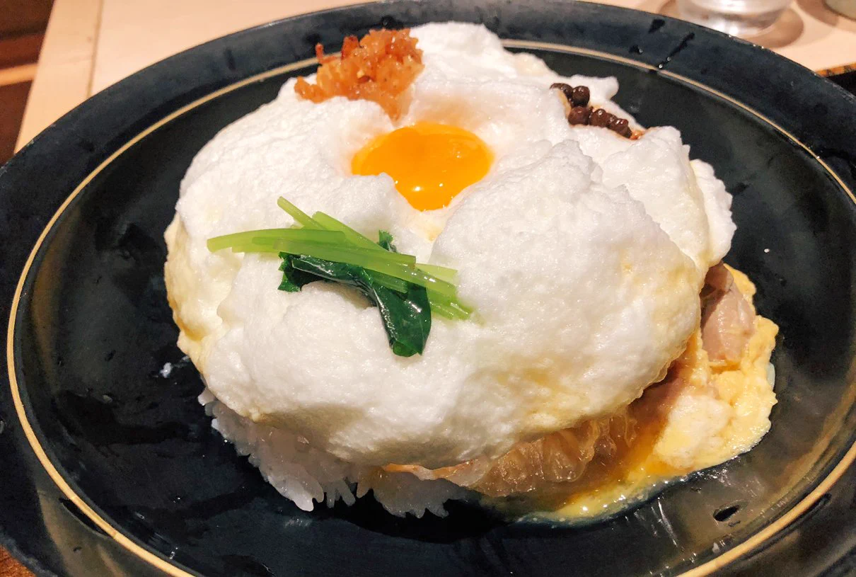 究極の親子丼！大阪は梅田にある「雪の桜島」という親子丼こんなの見たことないwww