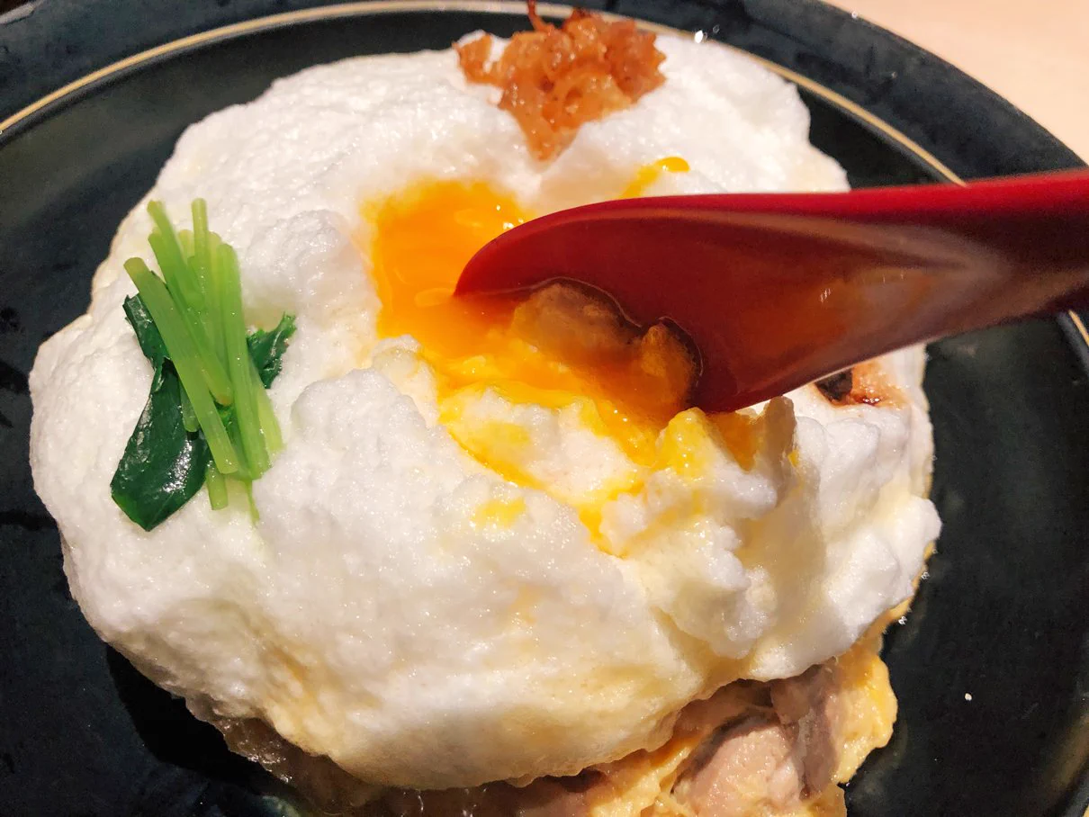 究極の親子丼！大阪は梅田にある「雪の桜島」という親子丼こんなの見たことないwww