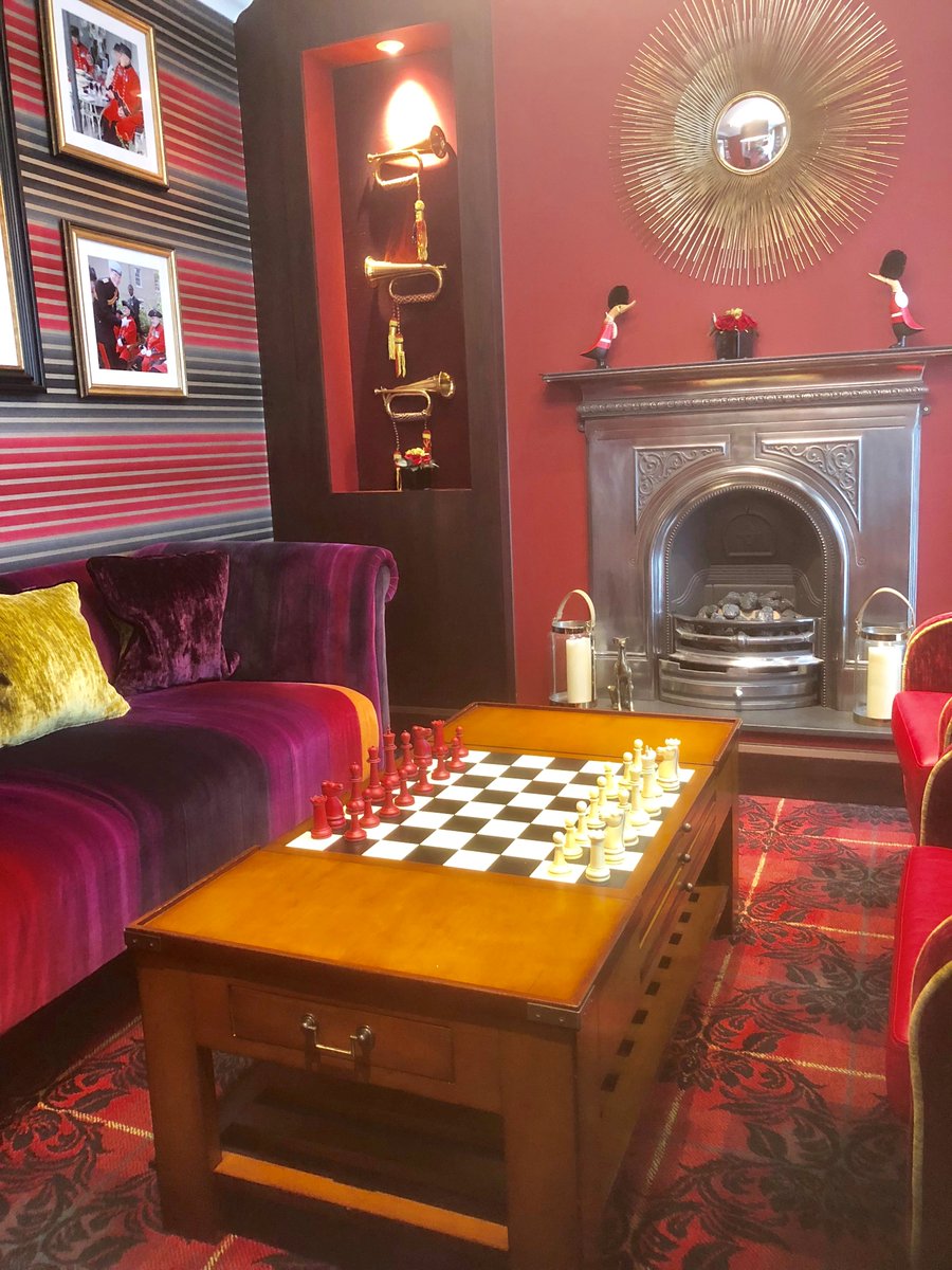Do you play chess? Our residents are always looking for new opponents. Contact us at Pembroke House for a game. #chess #care #meetourresidents