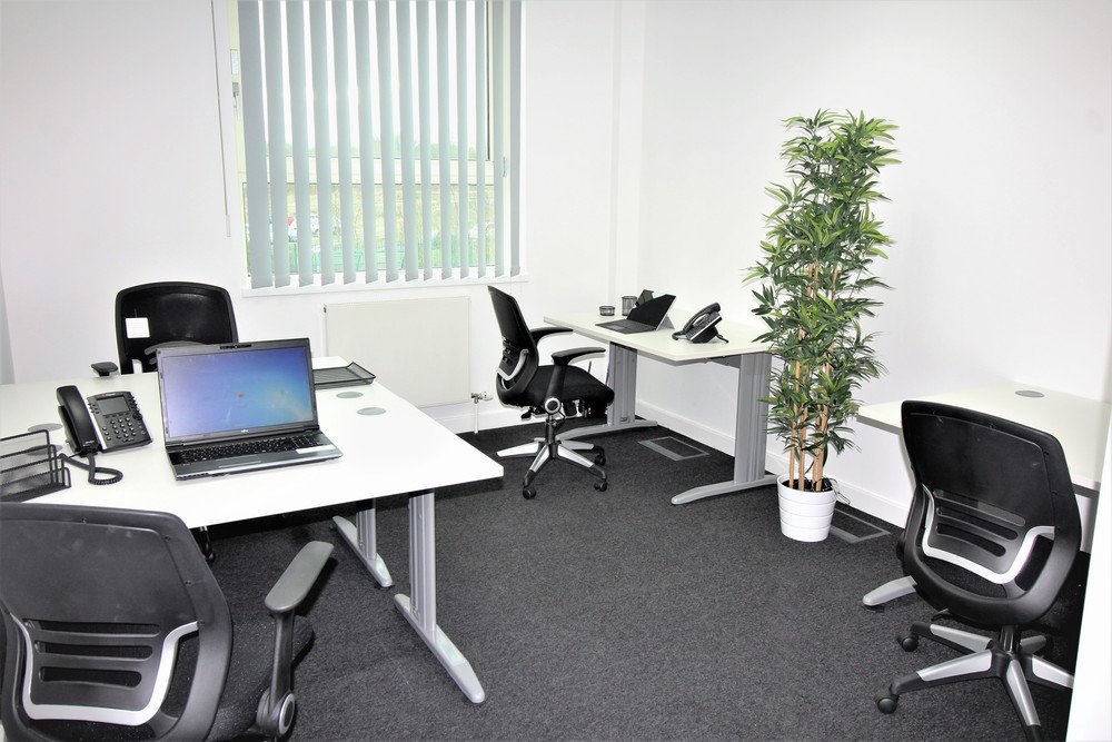 OfficeBay's tweet photo. @OfficeBay #Wigan has a 3 to 4 man office becoming available at the end of this month for £350.00+ Vat. Book your tour before it goes!
#Offices #Move #Business #Meeting #Serviced #Tour https://t.co/zsPRIEVQ18