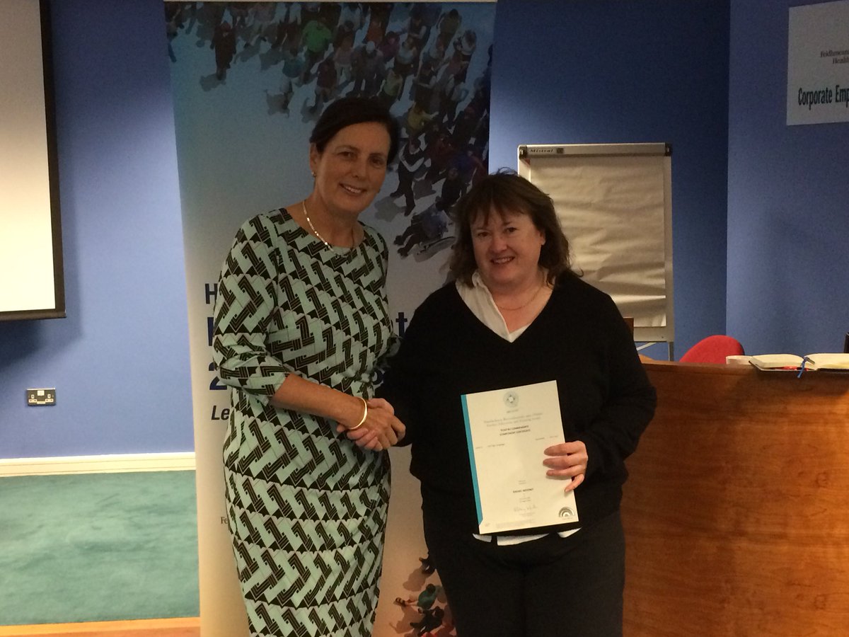 kevojms's tweet image. Congratulations to @mooney_rachel Rachel Mooney with QQI level 3 in Irish Sign Language @HSE_HR @IrishDeafSoc #EngagingHealthStaff #LearnISL