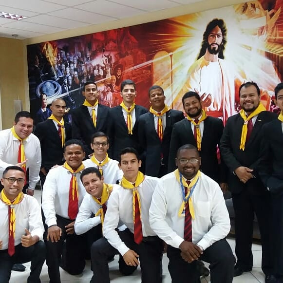 PrRafaAlvarenga's tweet photo. #SemanaDoLenço
#issoefaama
#teologiafaama https://t.co/5FQ8OlhE4Z