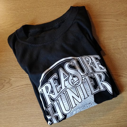 My wardrobe mainly consists of black heavy metal t-shirts so it was nice to see a t-shirt which was for a different kind of metal for a change #Metal #Detecting #BackInBlack
