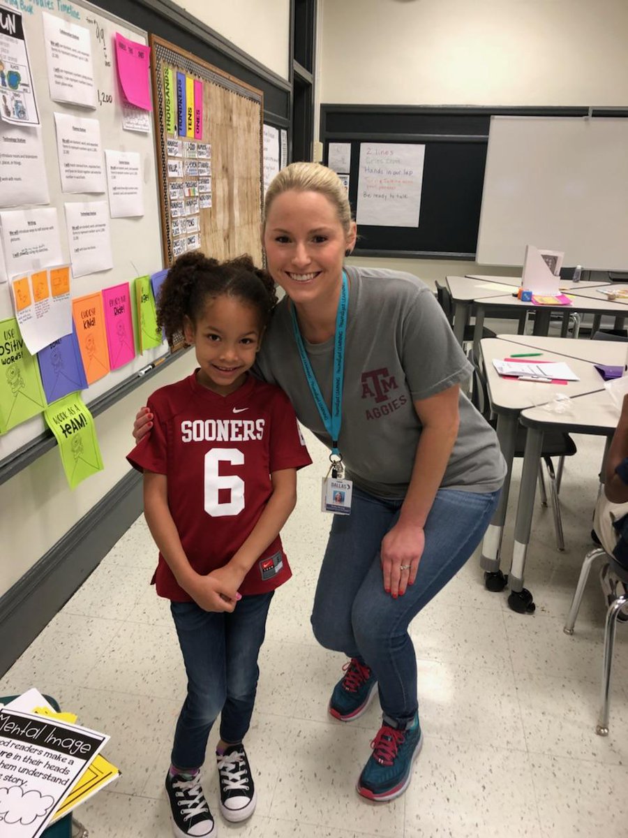 CraftsAndClass's tweet photo. #showup at @PLSamHouston on Mondays we wear college shirts to encourage students to explore schools they have never heard about. Thank you to our teachers @DeLong2ndgrade and @mbond328 for sharing your experience with our students. #YouMakeADifference https://t.co/NWJBCsb30e