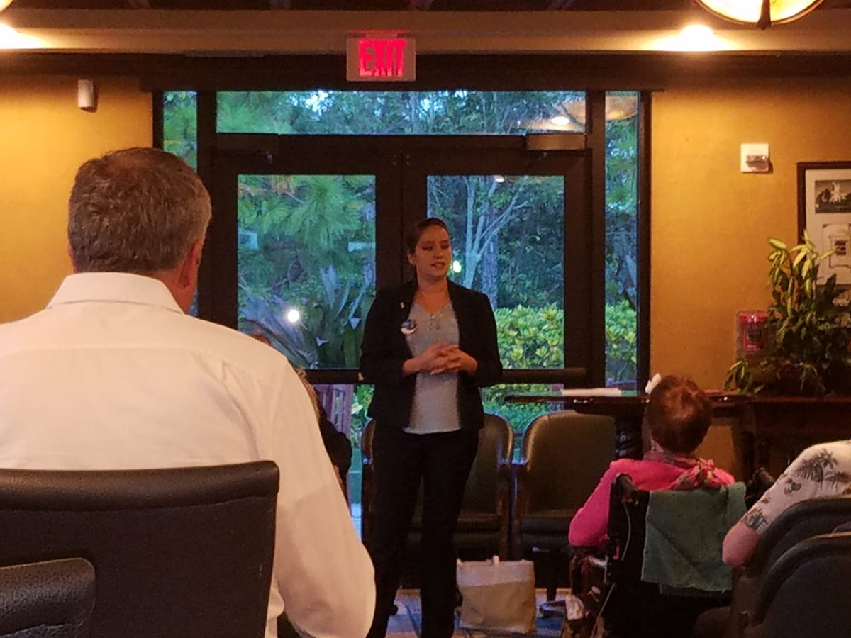 Jen4Mayor's tweet image. Had a great time speaking at the Plantation Country Club Estates HOA mayoral candidate meeting tonight! It is so rewarding speaking to the residents and getting feedback on my ideas.

#VoteForJennifer 
#JenniferForMayor 
#Jennifer4Mayor 
#MeetTheResidents 
#AGreenerFuture