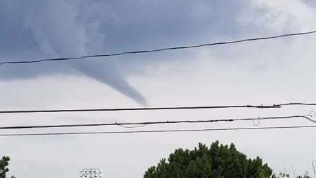 Tornado warning issued for Windsor-Essex, Chatham-Kent ift.tt/2Q9zOBC
