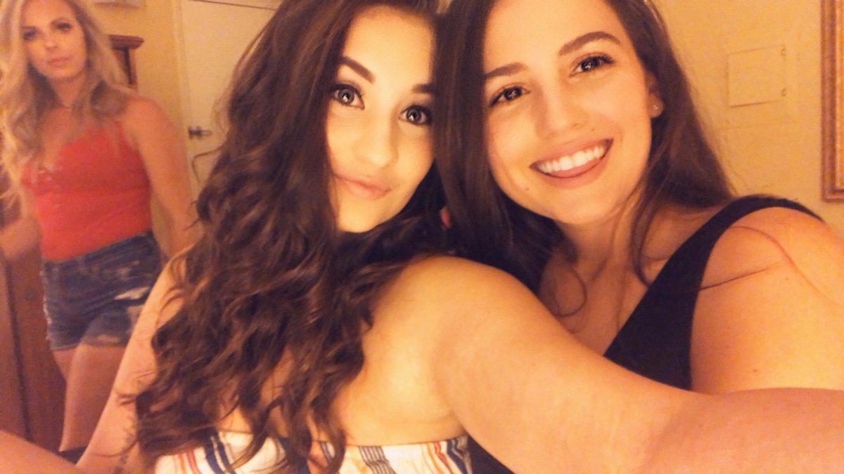 cpgassen121's tweet photo. My best friend and best roomiee #austinswife https://t.co/sW5unC7OWo