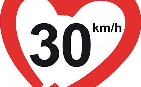 Bravo <a href="/AklTransport/">Auckland Transport</a> for introducing safe speeds on busy streets. It's worked well in Wellington for many years. #VisionZero