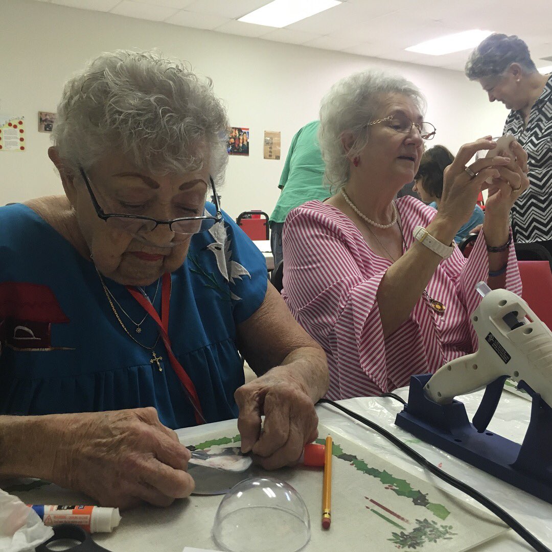 navidadvalleycc's tweet photo. A hot meal, energetic members and volunteers, AND arts &amp; crafts? Yes, please!

Come check us out, and see what you’re missing!
#NavidadValleyCommunityConnections #NVCC #Schulenburg #seniorcenter #activeseniors https://t.co/v9Sk9D5gU1